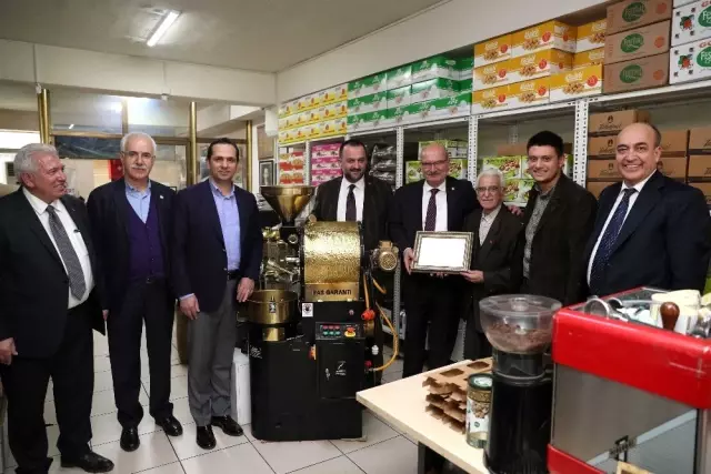 ATO'dan deprem yardımına destek veren üyelere teşekkür beratı ATO'dan deprem yardımına destek veren üyelere teşekkür beratı