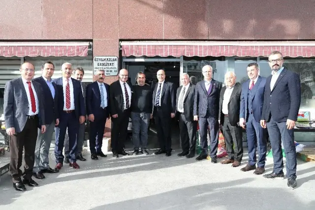ATO'dan deprem yardımına destek veren üyelere teşekkür beratı ATO'dan deprem yardımına destek veren üyelere teşekkür beratı