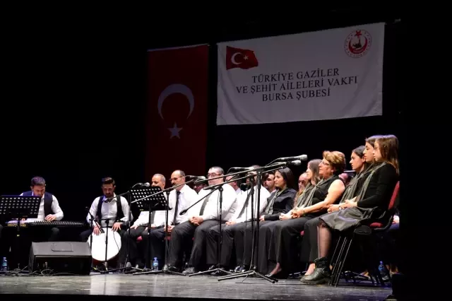 Bursa'da 'Mehmet'in Türküsü' konseri düzenlendi Bursa'da 'Mehmet'in Türküsü' konseri düzenlendi