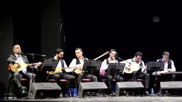 Bursa'da 'Mehmet'in Türküsü' konseri düzenlendi Bursa'da 'Mehmet'in Türküsü' konseri düzenlendi