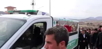 Zülfü Tolga Ağar: İdlib şehidi Uzman Onbaşı Ragıp Soylu Coşkun, son yolculuğuna uğurlandı Zülfü Tolga Ağar: İdlib şehidi Uzman Onbaşı Ragıp Soylu Coşkun, son yolculuğuna uğurlandı