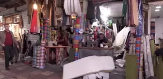 Süleymaniye: Iraklı esnaf, karaborsaya düşen tıbbi maskeleri kendi üretiyor - SÜLEYMANİYE Süleymaniye: Iraklı esnaf, karaborsaya düşen tıbbi maskeleri kendi üretiyor - SÜLEYMANİYE
