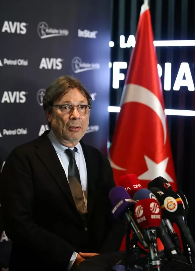 Kulüpler Birliği Vakfı Toplantısı yapıldı Kulüpler Birliği Vakfı Toplantısı yapıldı