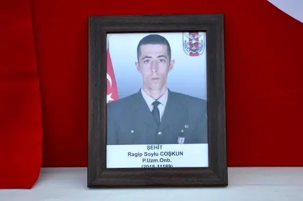 Şehit Uzman Onbaşı Coşkun, son yolculuğuna uğurlandı