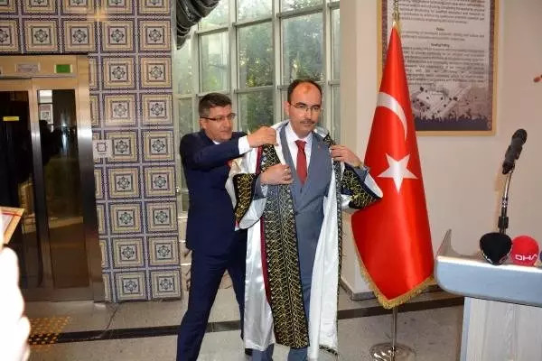 Şeyh Edebali Üniversitesi Rektörü Prof. Dr. Beydemir, göreve başladı Şeyh Edebali Üniversitesi Rektörü Prof. Dr. Beydemir, göreve başladı