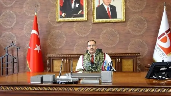 Şeyh Edebali Üniversitesi Rektörü Prof. Dr. Beydemir, göreve başladı Şeyh Edebali Üniversitesi Rektörü Prof. Dr. Beydemir, göreve başladı