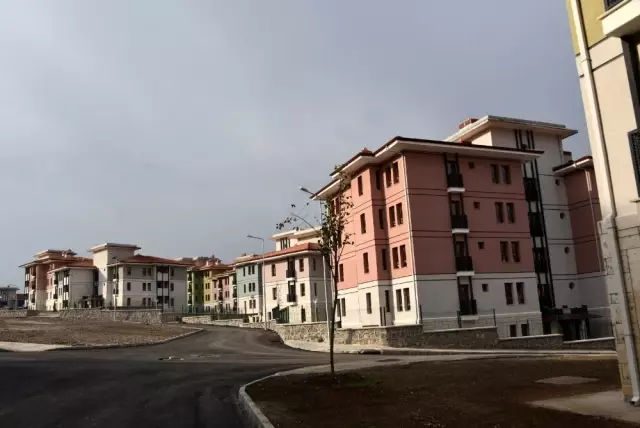 Yunuskent'te yedek hak sahiplerinin sözleşme süreci başlıyor Yunuskent'te yedek hak sahiplerinin sözleşme süreci başlıyor