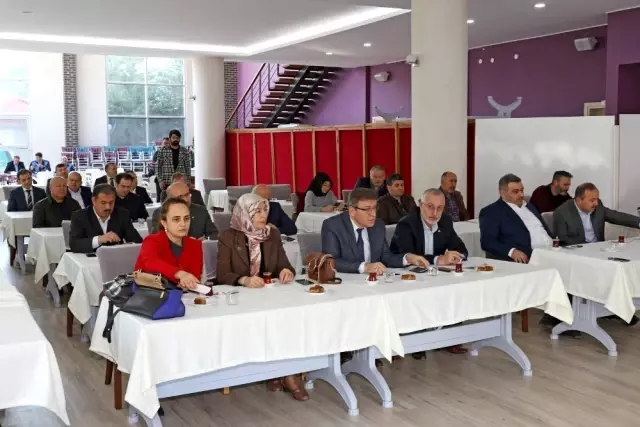 Başkan Kılıç: 'Böyle günlerde kenetlenen bir millet olduğumuzu gösterdik' Başkan Kılıç: 'Böyle günlerde kenetlenen bir millet olduğumuzu gösterdik'