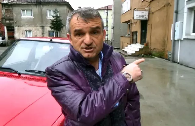 Çocukları için üniversite hayali kurarken dolandırıldılar Çocukları için üniversite hayali kurarken dolandırıldılar