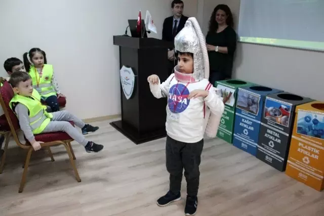 Çöpten defile