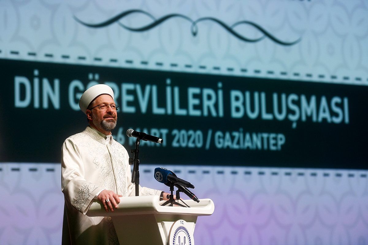 Diyanet İşleri Başkanı Erbaş, Gaziantep'te din görevlileriyle buluştu Açıklaması