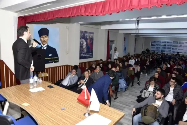 Fatih Anadolu Lisesi öğrencileri Yasin Dallı ile buluştu Fatih Anadolu Lisesi öğrencileri Yasin Dallı ile buluştu