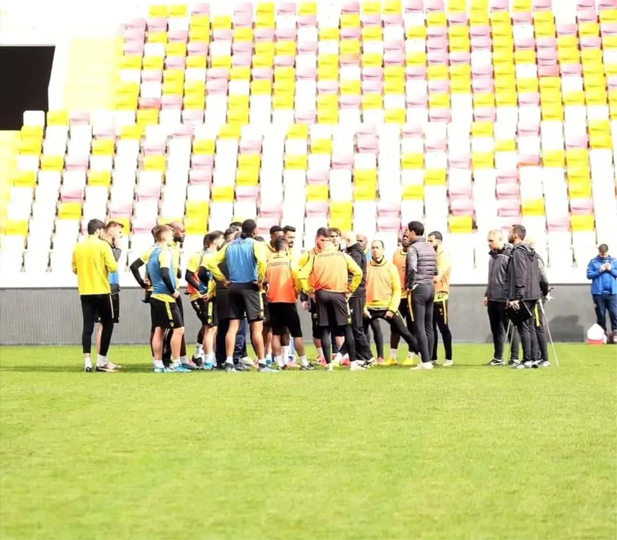 Karamanlı Yeni Malatyaspor'un hedefi 3 maçta en az 6 puan