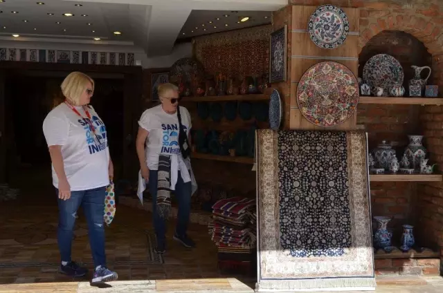 Kuşadası'nda kruvaziyer turizm bereketi Kuşadası'nda kruvaziyer turizm bereketi