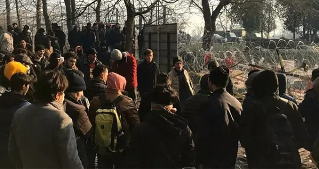 Son Dakika: Türkiye'den ayrılarak Yunanistan'a geçen göçmen sayısı 142 bin 175'e yükseldi.