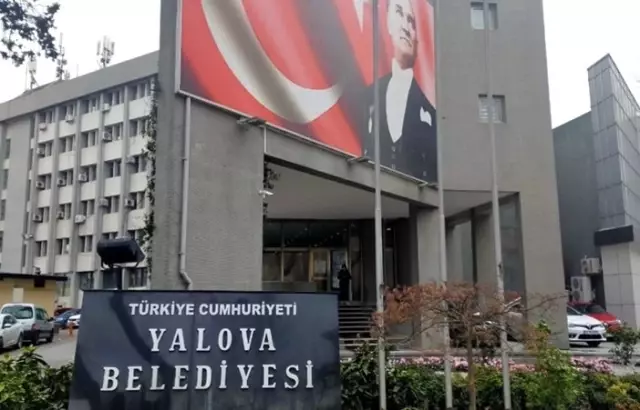 Yalova'da Salman'ın yerine belediye başkan vekilliğine Tutuk seçildi