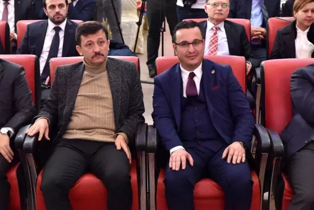 AK Parti Bursa'da ilk kongresini Mustafakemalpaşa'da yaptı AK Parti Bursa'da ilk kongresini Mustafakemalpaşa'da yaptı