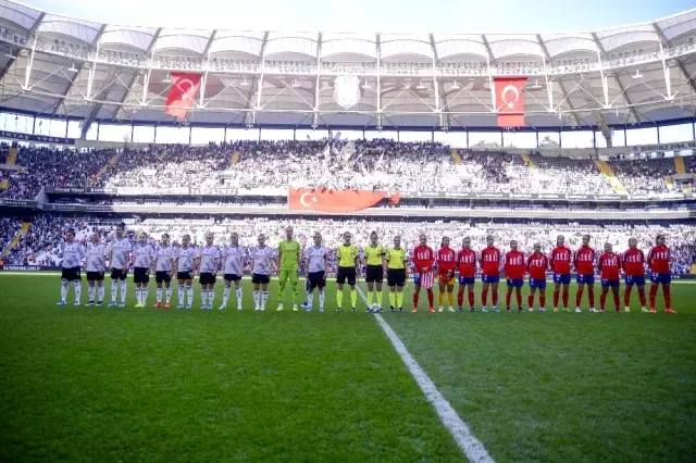 Beşiktaş Kadın Futbol Takımı, Atletico Madrid'e 2-0 mağlup oldu Beşiktaş Kadın Futbol Takımı, Atletico Madrid'e 2-0 mağlup oldu