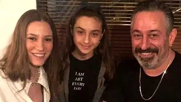 Cem Yılmaz ve Serenay Sarıkaya aşkından ilk fotoğraf Cem Yılmaz ve Serenay Sarıkaya aşkından ilk fotoğraf