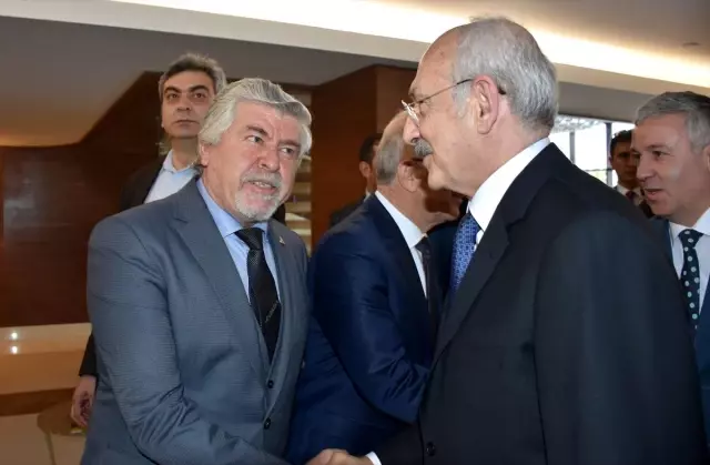 CHP Sözcüsü Öztrak: 'Sosyal medyada köpürtülmeye çalışılan sözlerin aslı astarı yok' CHP Sözcüsü Öztrak: 'Sosyal medyada köpürtülmeye çalışılan sözlerin aslı astarı yok'