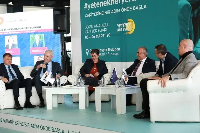 Doğu Anadolu Kariyer fuarı sona erdi Doğu Anadolu Kariyer fuarı sona erdi