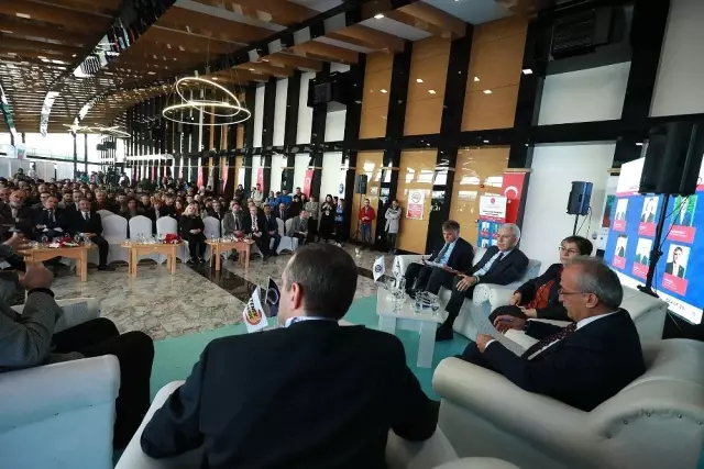 Doğu Anadolu Kariyer fuarı sona erdi Doğu Anadolu Kariyer fuarı sona erdi