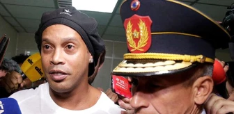 Ronaldinho Paraguay'da tutuklandı!
