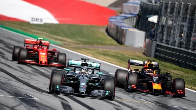 Ross Brawn: “Korona karşısında gereksiz riskler alamayız ama her şeyi bırakmamız imkânsız.” Ross Brawn: “Korona karşısında gereksiz riskler alamayız ama her şeyi bırakmamız imkânsız.”
