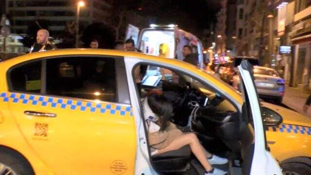 Şişli'de akılalmaz kaza! Önündeki araca çarptı, takla atarak durabildi