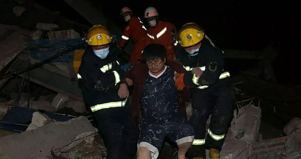 Son Dakika: Çin'de koronavirüs hastalarının tutulduğu karantina oteli çöktü: 70 kişi enkaz altında kaldı