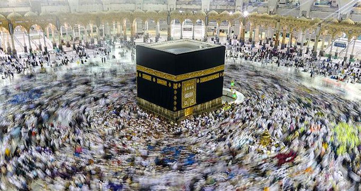 Suudi Arabistan, koronavirüs salgını nedeniyle kapatılan Kabe'yi tavaf için yeniden açtı