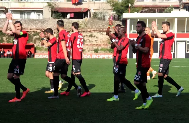 TFF 1. Lig: Fatih Karagümrük: 2 - Adana Demirspor: 2