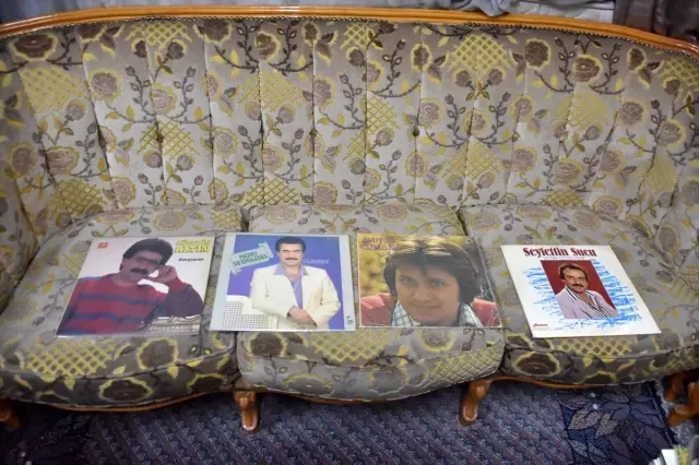 Adıyamanlı kaporta ustasının plak ve kaset merakı Adıyamanlı kaporta ustasının plak ve kaset merakı