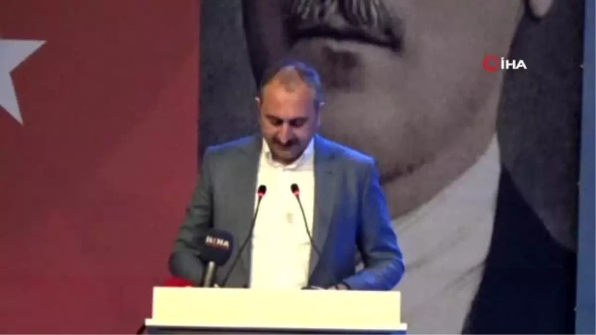 Bakan Gül: 'Bu çocukların yeri dağın yolu değil okulun yoludur'