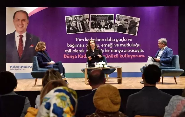 Beylikdüzü'nde 8 Mart Dünya Emekçi Kadınlar Günü söyleşisine yoğun ilgi Beylikdüzü'nde 8 Mart Dünya Emekçi Kadınlar Günü söyleşisine yoğun ilgi