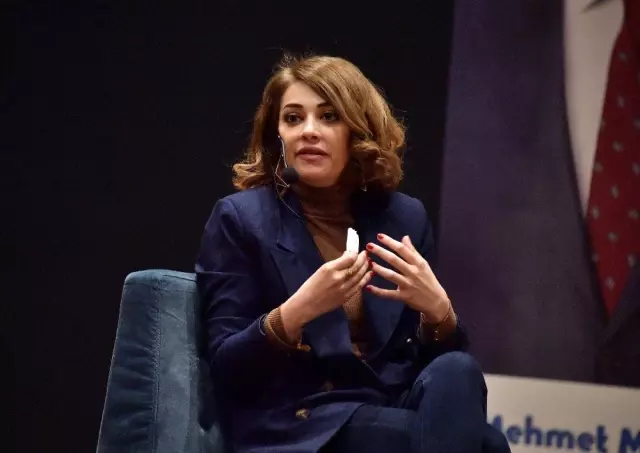 Beylikdüzü'nde 8 Mart Dünya Emekçi Kadınlar Günü söyleşisine yoğun ilgi Beylikdüzü'nde 8 Mart Dünya Emekçi Kadınlar Günü söyleşisine yoğun ilgi