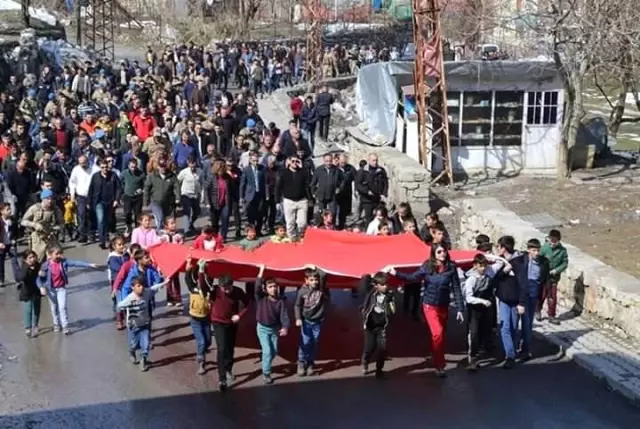 Çukurca'da doğa yürüyüşü Çukurca'da doğa yürüyüşü