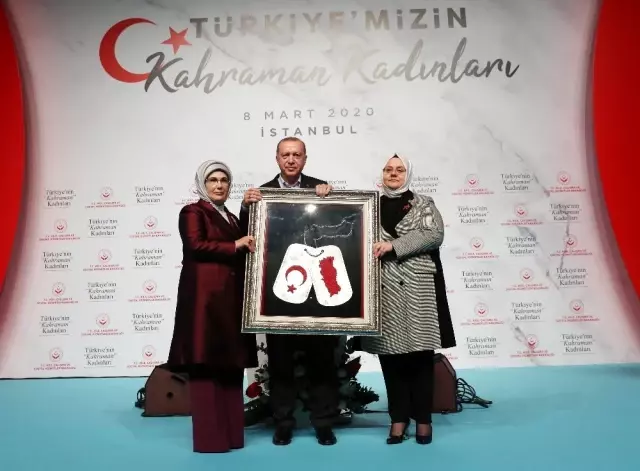 Cumhurbaşkanı Erdoğan: 'Rejimin anlaşmayı bozması halinde daha şiddetli şekilde üzerine gideceğiz' Cumhurbaşkanı Erdoğan: 'Rejimin anlaşmayı bozması halinde daha şiddetli şekilde üzerine gideceğiz'