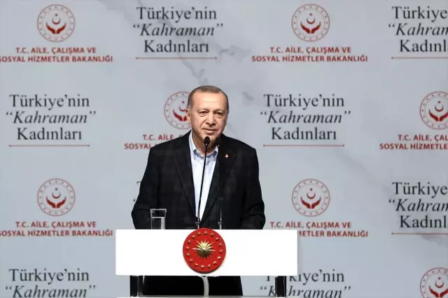 Cumhurbaşkanı Erdoğan, 'Türkiye'nin Kahraman Kadınları' programında konuştu: (4) Cumhurbaşkanı Erdoğan, 'Türkiye'nin Kahraman Kadınları' programında konuştu: (4)