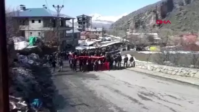HAKKARİ Kiyaris Tepesi'ne 2'nci doğa yürüyüşü HAKKARİ Kiyaris Tepesi'ne 2'nci doğa yürüyüşü