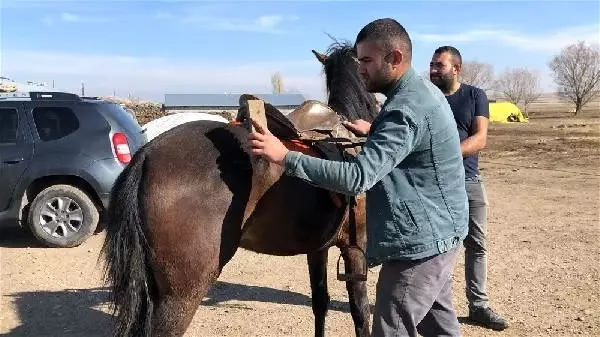 Karslı Baran'ın at tutkusu Karslı Baran'ın at tutkusu