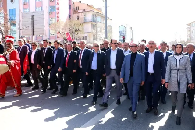 Konya'da şehitler için yürüdüler Konya'da şehitler için yürüdüler