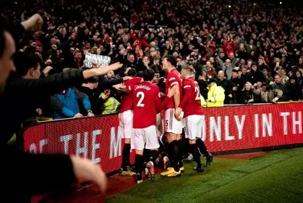 Manchester derbisinde kazanan kırmızı taraf Manchester derbisinde kazanan kırmızı taraf