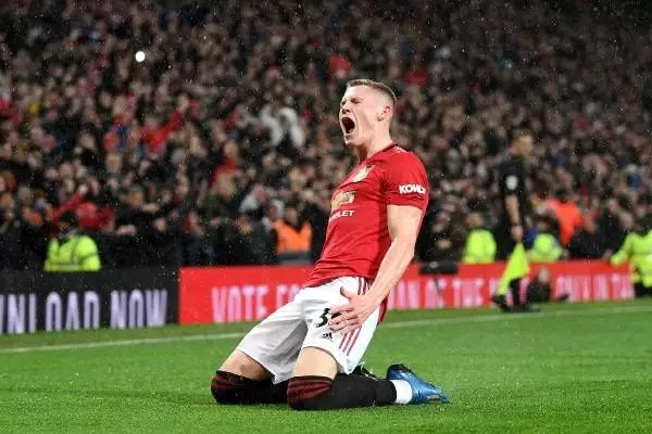 Manchester derbisinde kazanan kırmızı taraf Manchester derbisinde kazanan kırmızı taraf