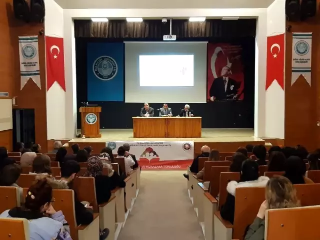 Ömer Seyfettin Balıkesir'de anıldı Ömer Seyfettin Balıkesir'de anıldı