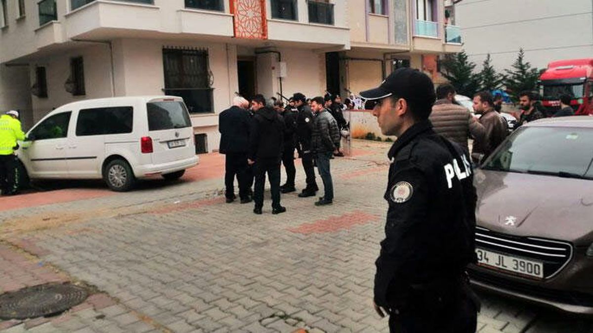 Müteahhit ile apartman sakinleri arasında 'rögar kokusu' nedeniyle çıkan kavga kanlı bitti: 2 ölü, 1 yaralı