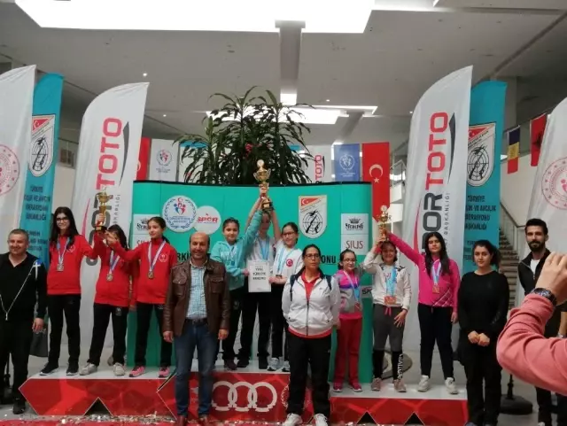 Aydınlı sporculardan iki Türkiye Şampiyonluğu Aydınlı sporculardan iki Türkiye Şampiyonluğu