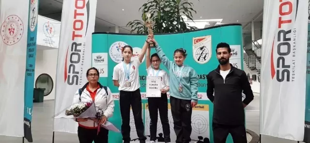 Aydınlı sporculardan iki Türkiye Şampiyonluğu Aydınlı sporculardan iki Türkiye Şampiyonluğu