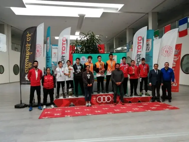 Aydınlı sporculardan iki Türkiye Şampiyonluğu Aydınlı sporculardan iki Türkiye Şampiyonluğu