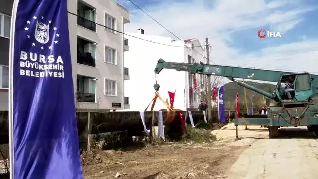 Bir çile sona eriyor... Bursa'da apartmanların içinden geçen su kanalları kaldırılıyor Bir çile sona eriyor... Bursa'da apartmanların içinden geçen su kanalları kaldırılıyor